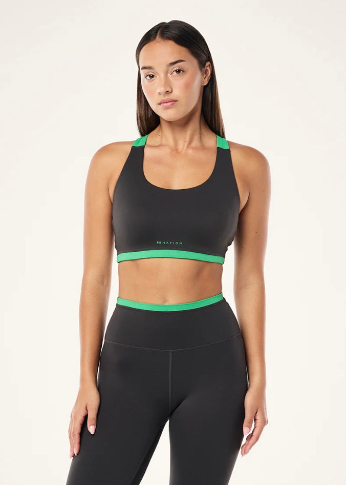 Highgate Sports Bra - Caviar / Kelly Green
