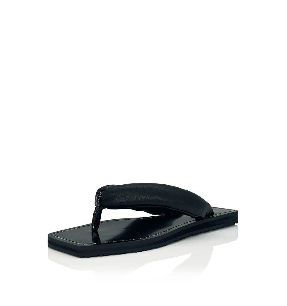 Chase - Black Leather