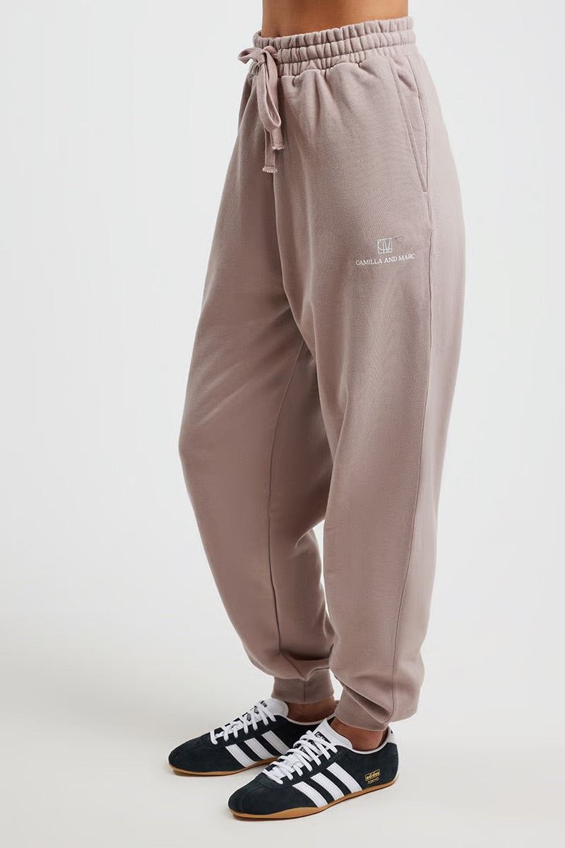 Grayson Trackpant - Fawn