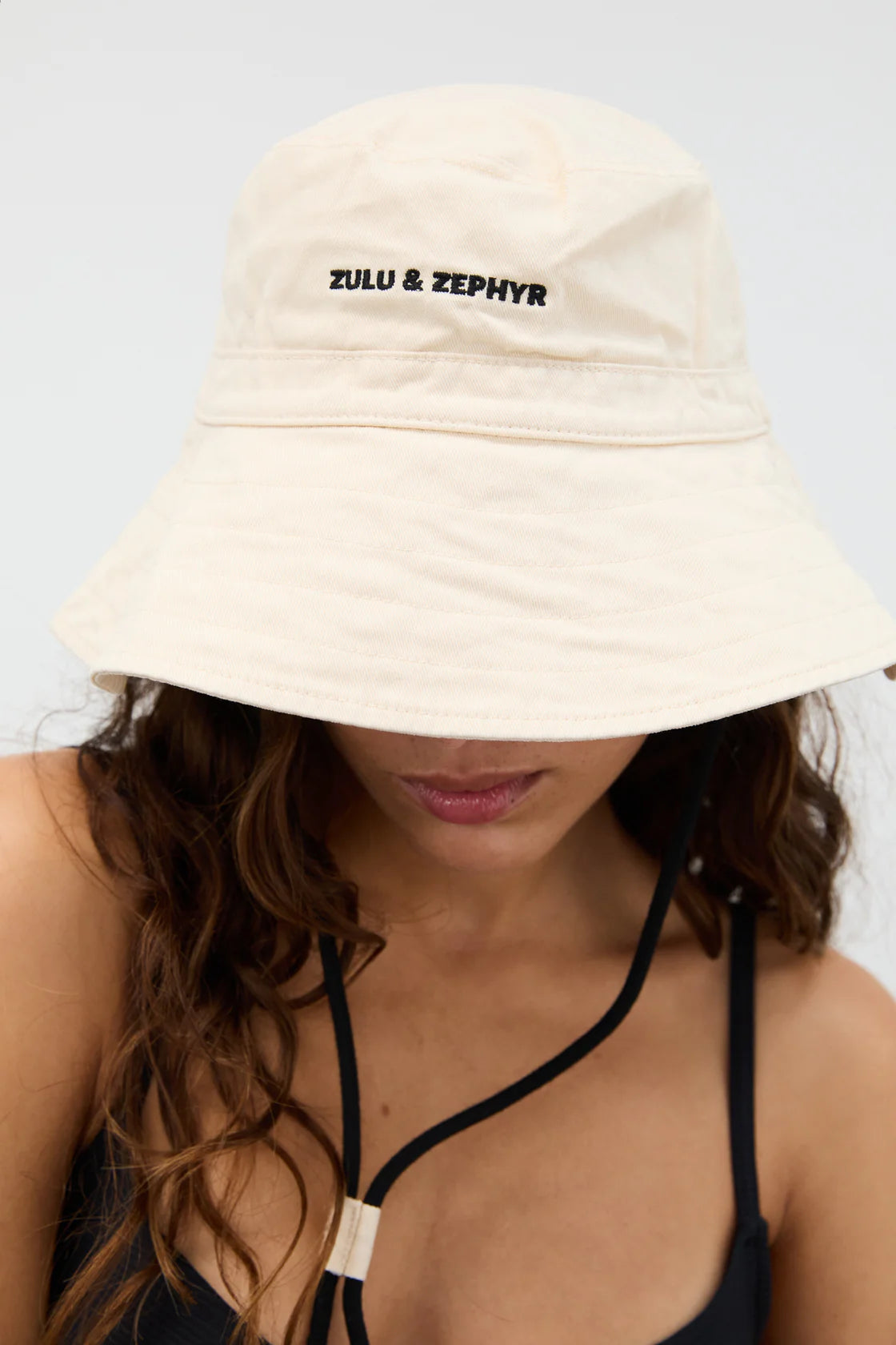 ZZ Logo Bucket - Coconut