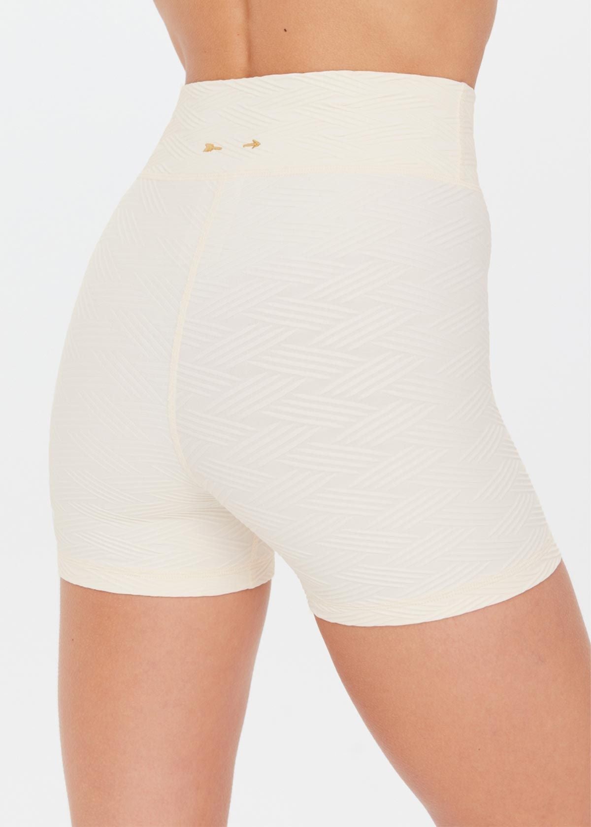 Yoko Speechless Short - Ivory