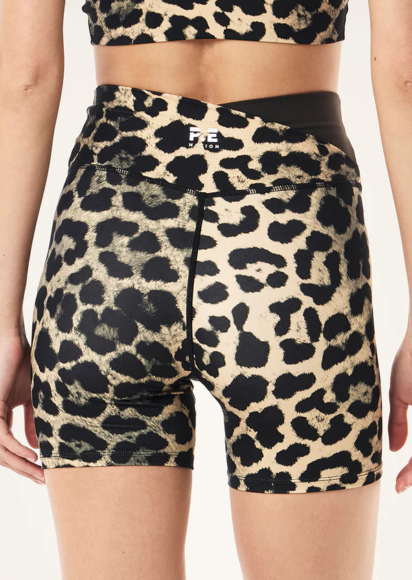 Wander 5” Bike Short - Leopard Print/Smokestone