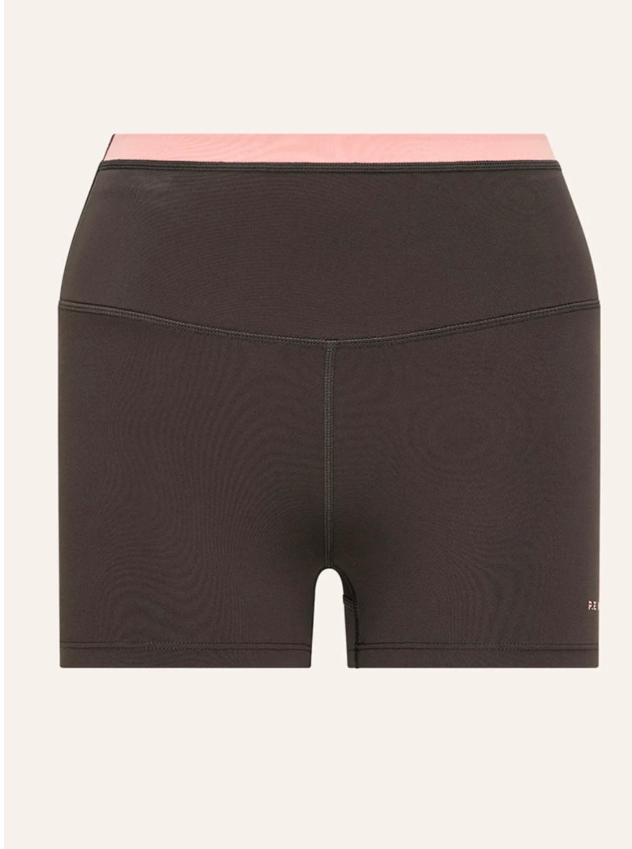 Vita 2.5 Bike Short - Licorice/Dusty Pink