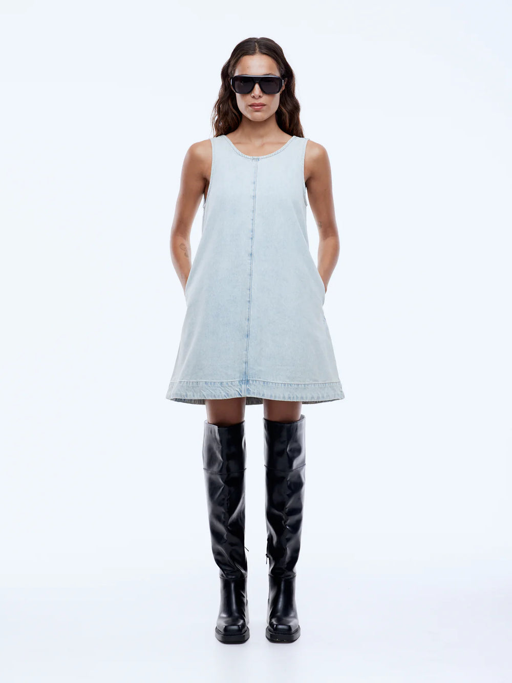 Annie Denim Dress - Light Wash