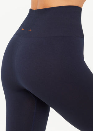 Form Seamless 25IN Midi Pant - Navy