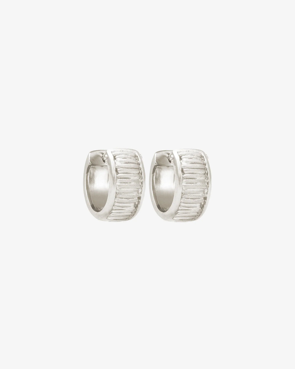 Arete Wide Huggies - Silver