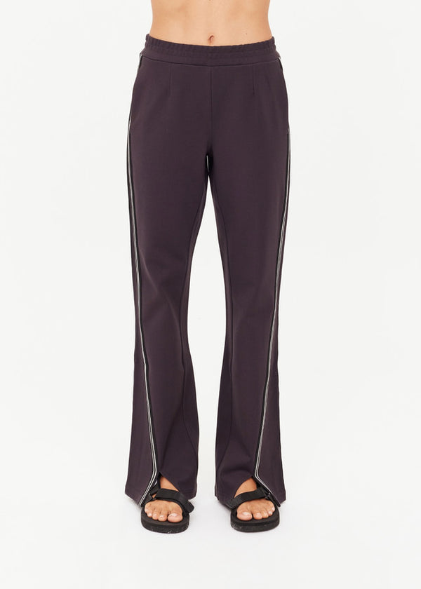 Petra Flare Pant - Black