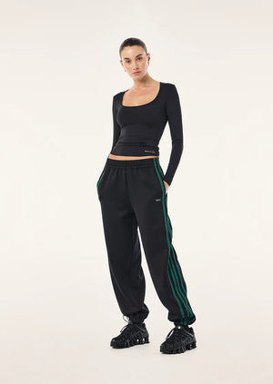 Clarity Trackpant - Black