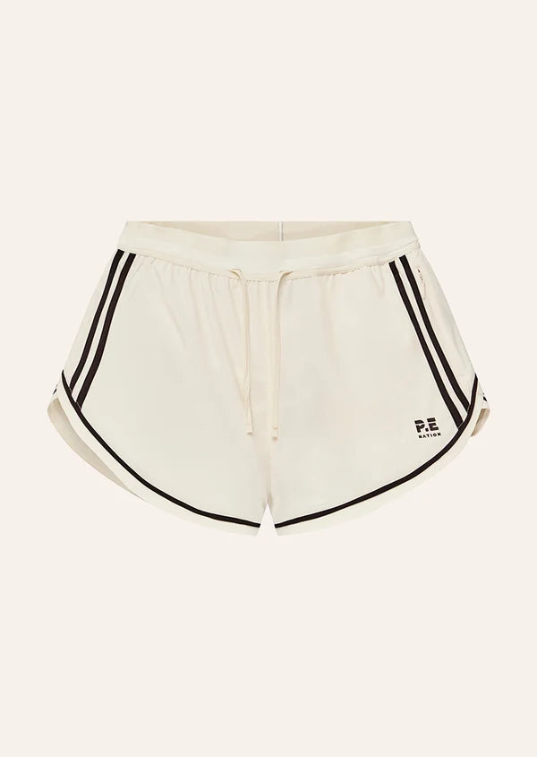 Linear Short - Whisper White/Fudge