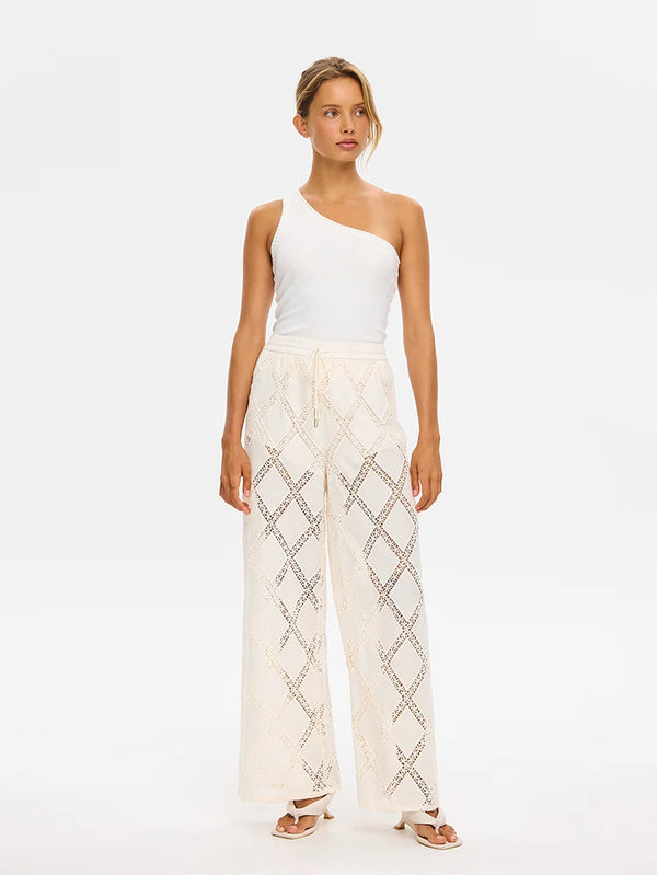 Izzy Pant