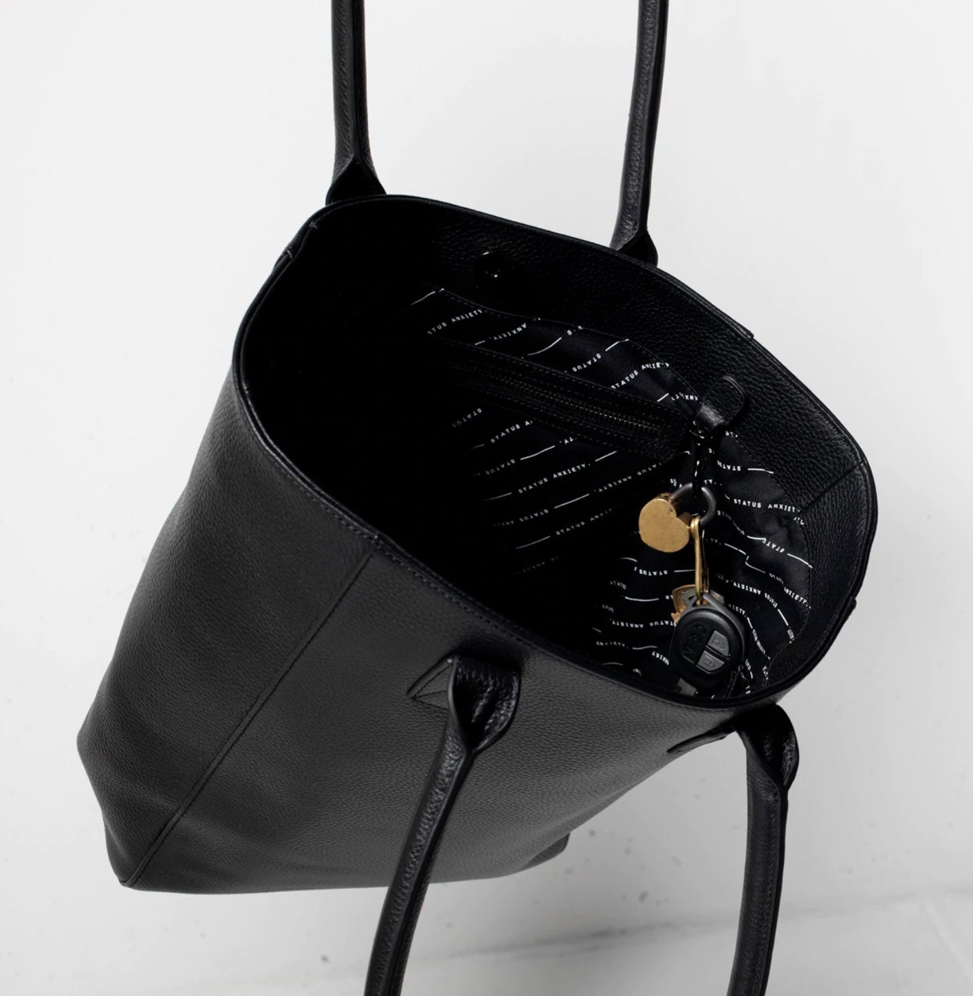 Abscond Handbag - Black